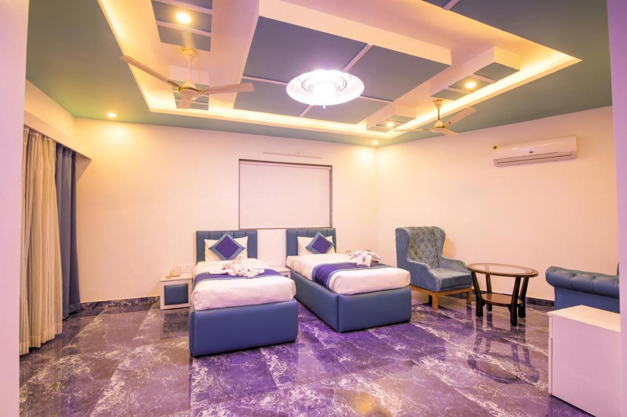 Bed and Breakfast Twin Towers Greater Noida Exterior foto