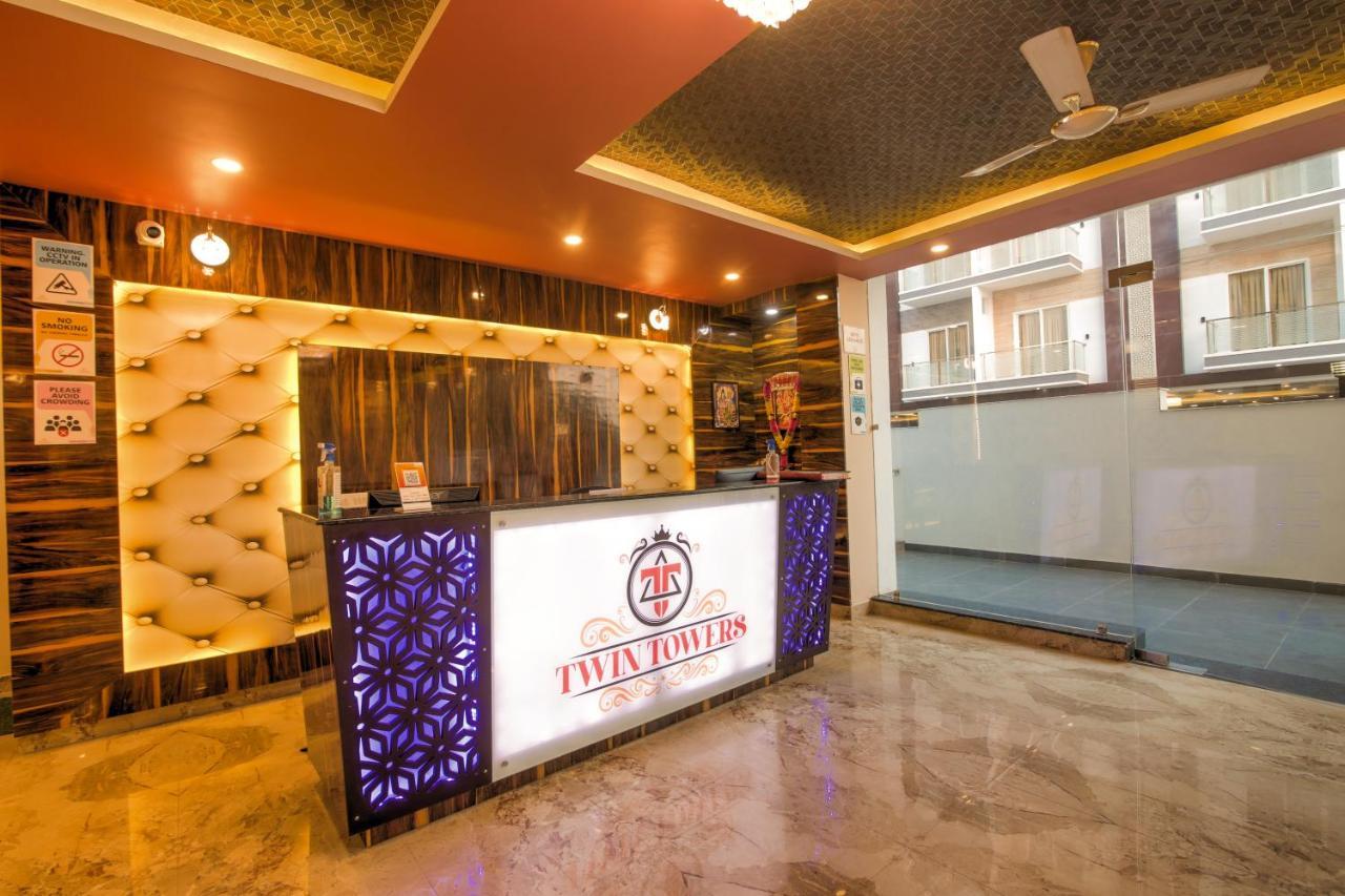 Bed and Breakfast Twin Towers Greater Noida Exterior foto