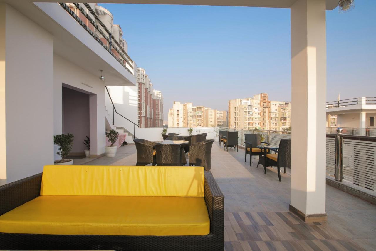 Bed and Breakfast Twin Towers Greater Noida Exterior foto