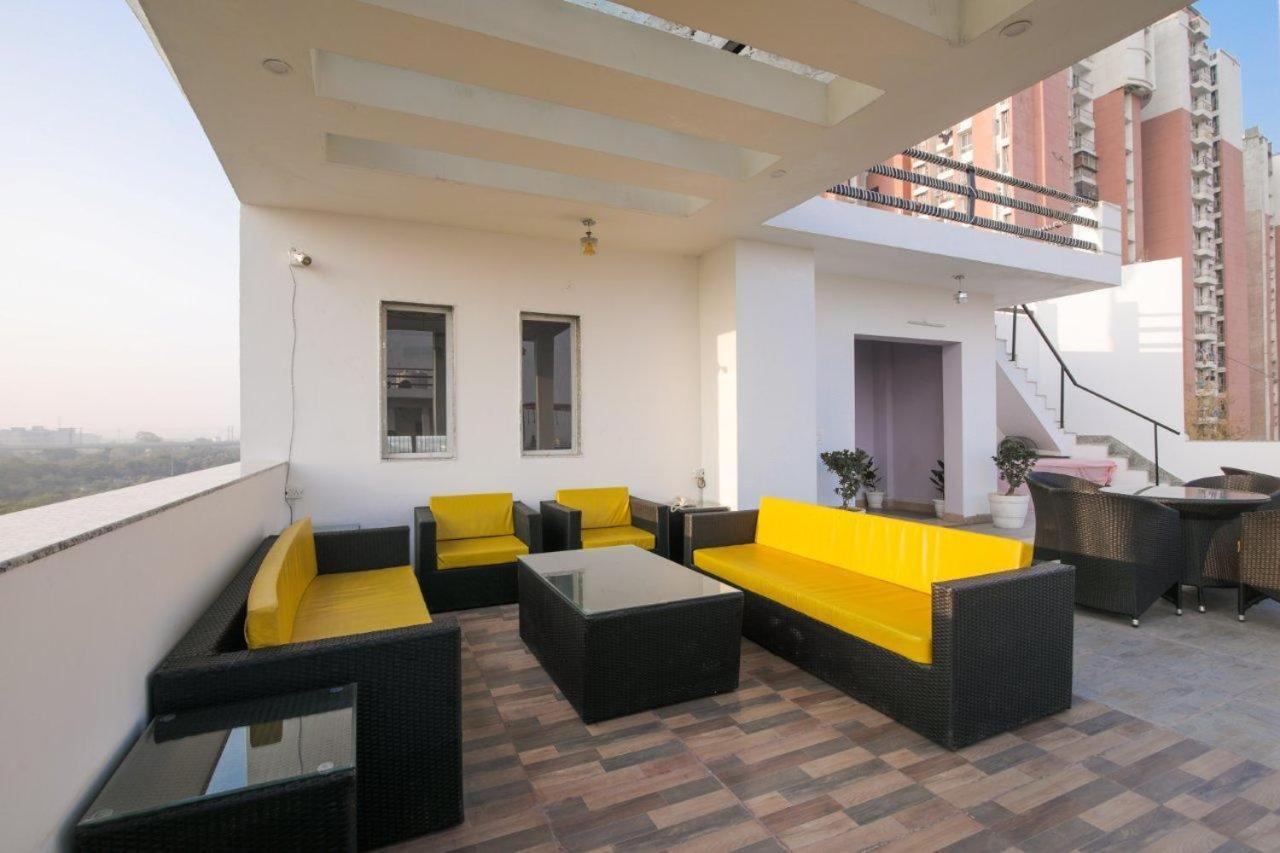Bed and Breakfast Twin Towers Greater Noida Exterior foto